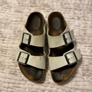 BIRKENSTOCK